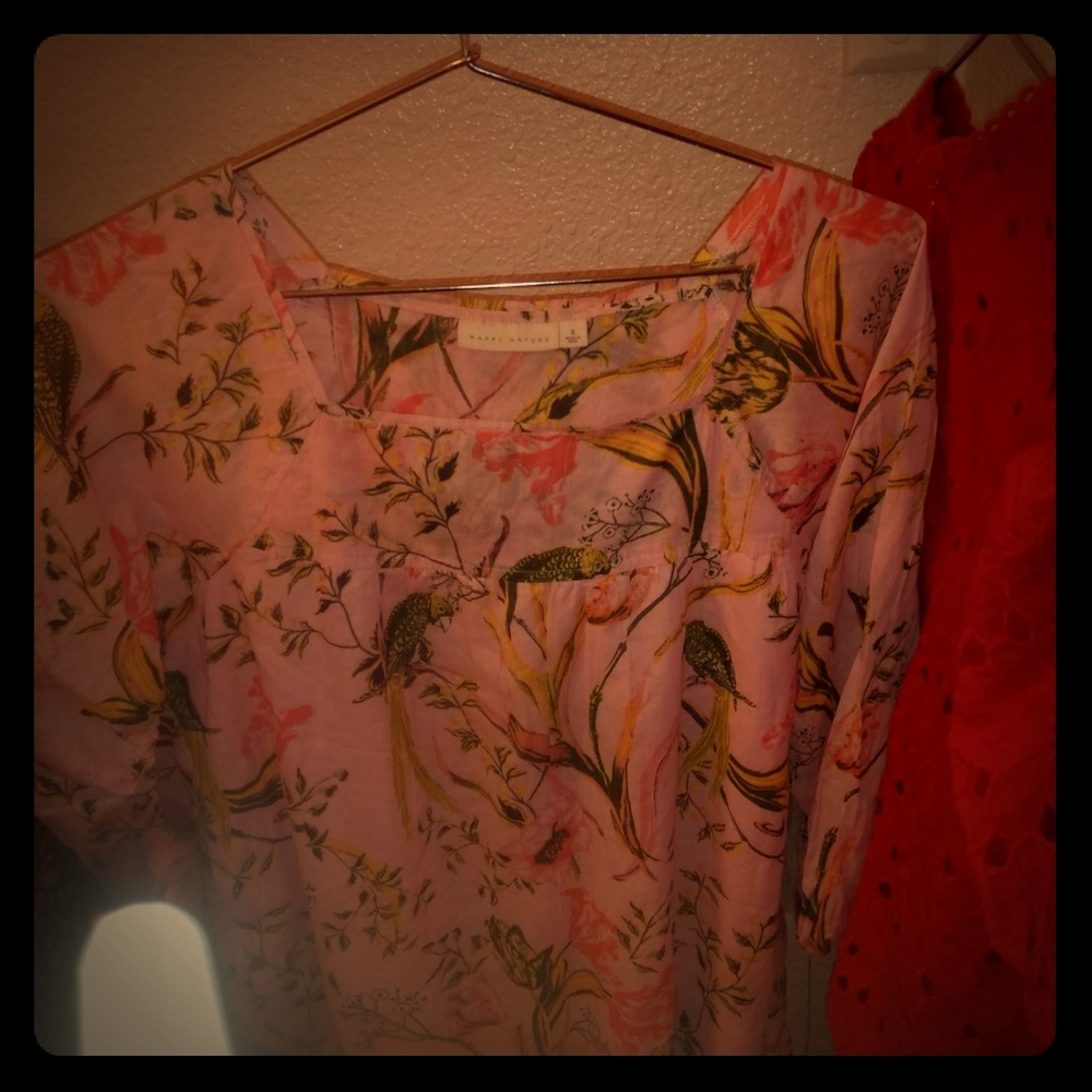 Kate Hudson Bohemian line dresses and one shirt